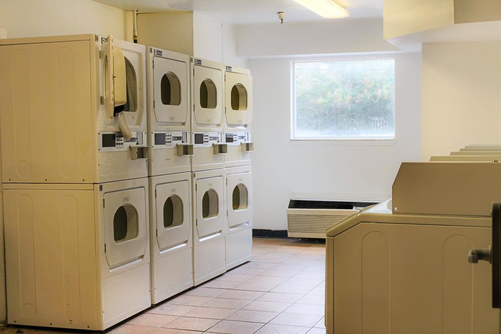 Budgetel Inn And Suites Atlanta Midtown Екстер'єр фото