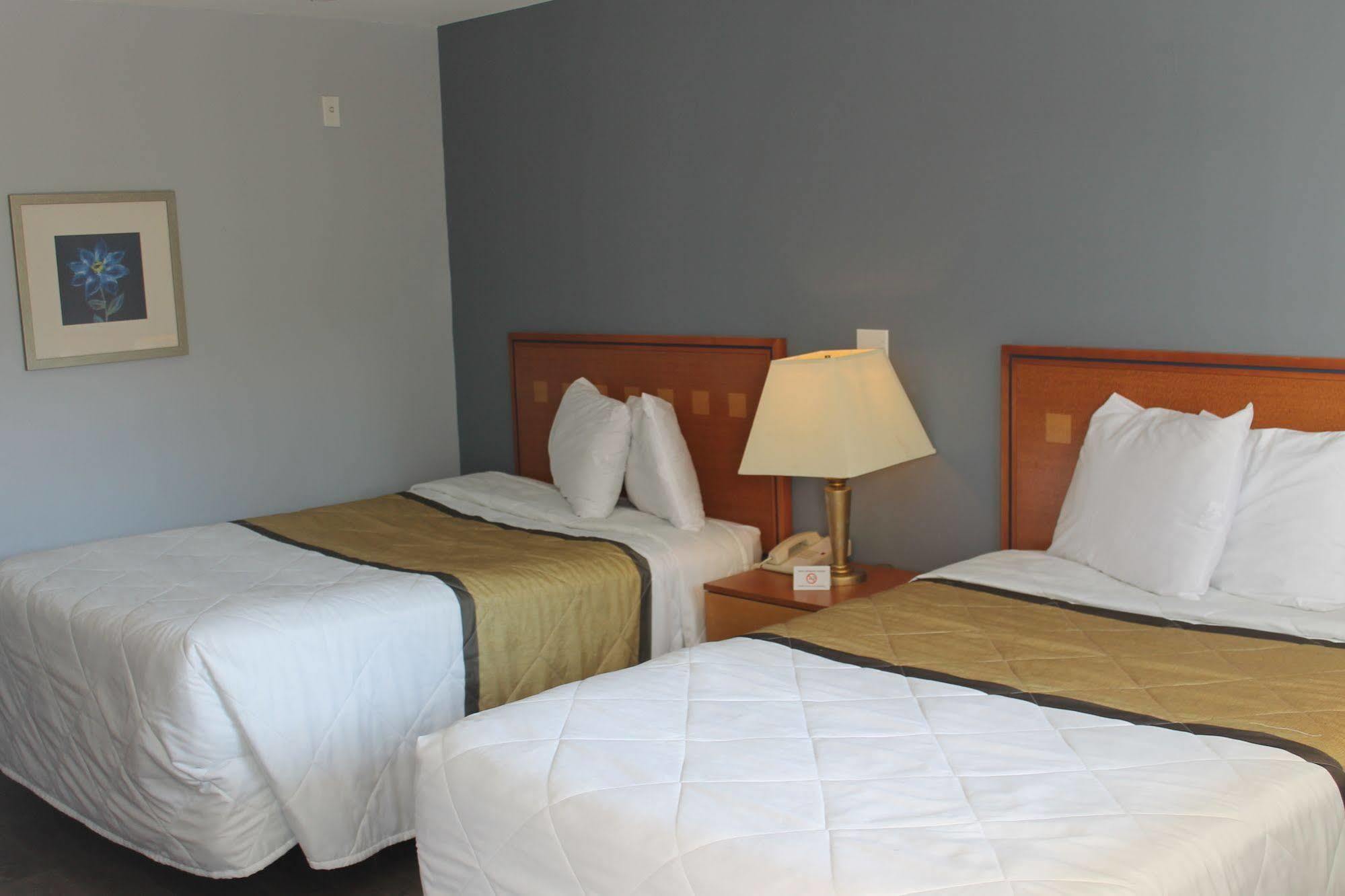 Budgetel Inn And Suites Atlanta Midtown Екстер'єр фото